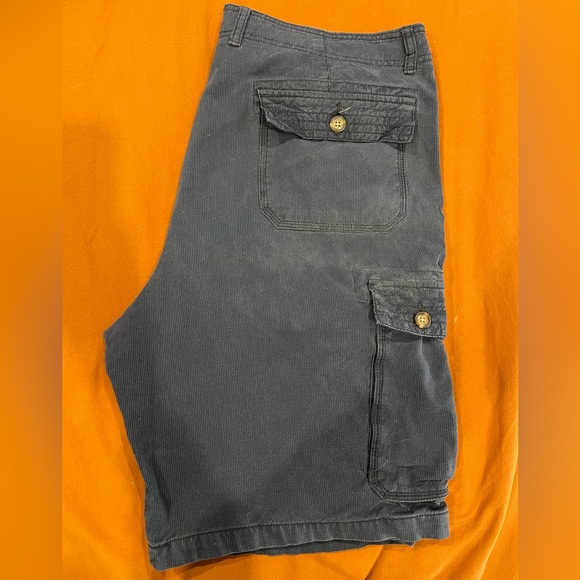 Men’s cargo shorts - Picture 2 of 4